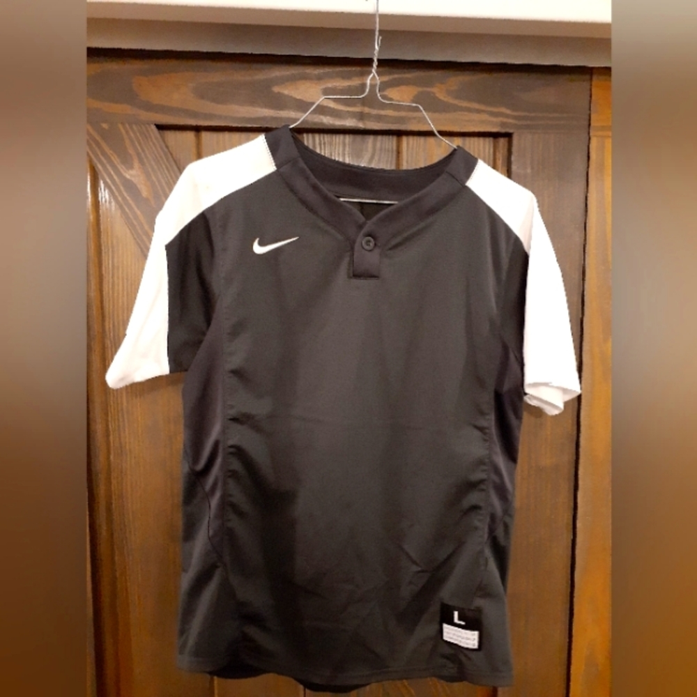 NIKE Dri-fit shirt